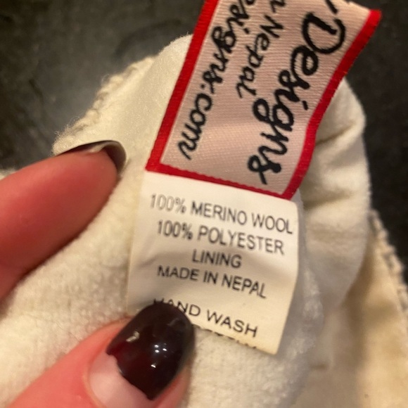 Merino Wool Winter Hat - Picture 2 of 4